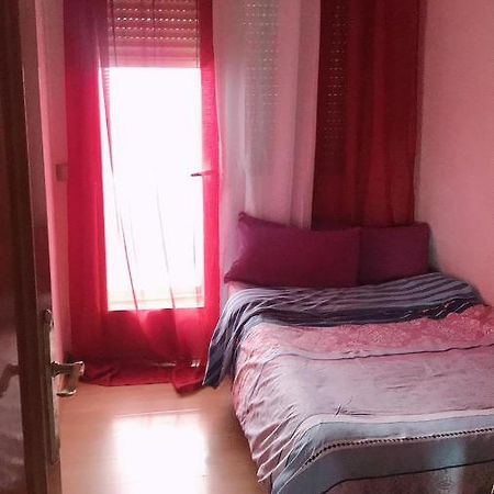 Apartamento De 3 Dormitorios Por Entrevias Madryt Zewnętrze zdjęcie